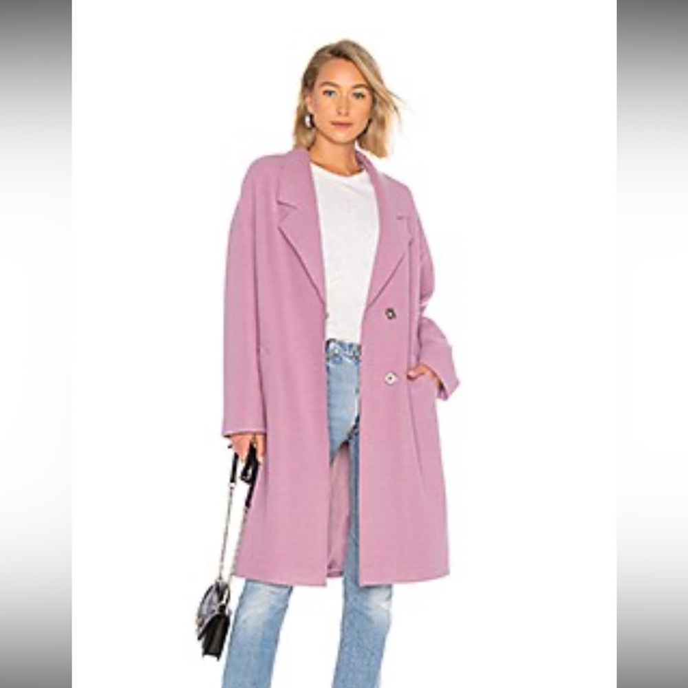 Wool overcoat in Lilac, worn a few times but it’s in a good condition